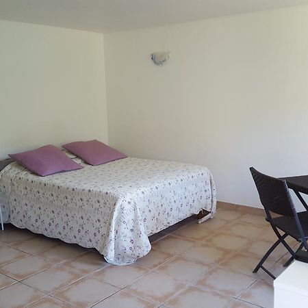 Auberge Du Marronnier Barreme Bagian luar foto